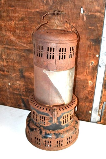 Vintage Antique Black perfection No 735 smokeless Kerosene Parlor Heater