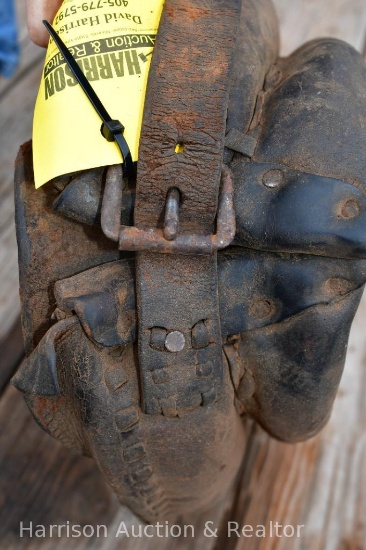 Horse collar