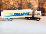 2014 vintage Walmart truck and trailer diecast press the old Toy