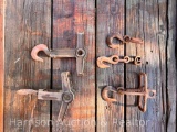 Two Vulcan number five hooks with beam swivel