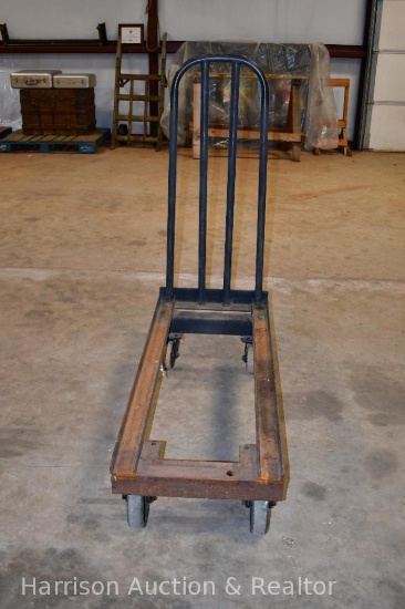 Metal Dolly