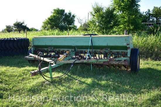 JOHN DEERE 8300 DRILL