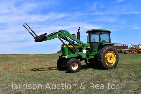 JOHN DEERE 4430 WITH LOADER