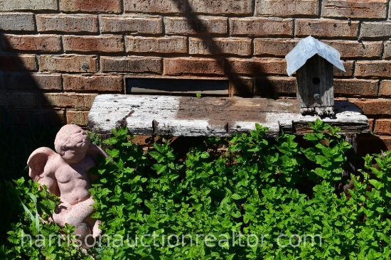 Garden Decor