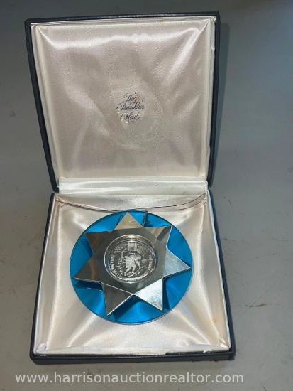 1981 Franklin Mint Sterling and Lucite Ornament