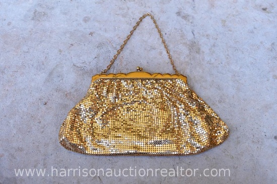 VINTAGE WHITING & DAVIS CO GOLD COLORED MESH PURSE