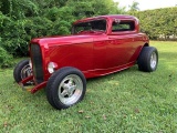 1932 Ford Custom CoupeProfessional build by Downs manufacturing350 Cubic in