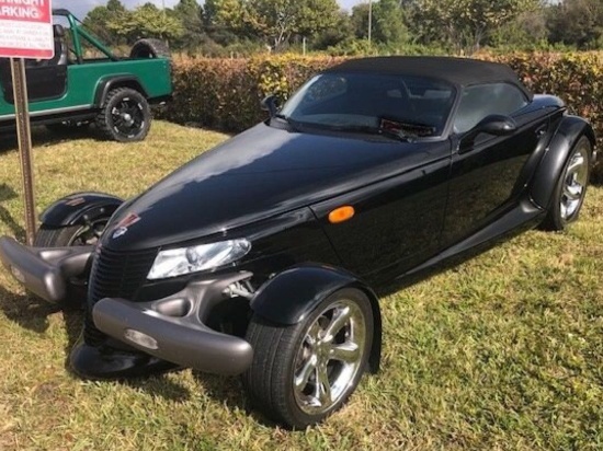 1999 Plymouth Prowler Roadster.100% original.3.5L V6 engine with 253 hp.Aut