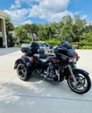 2020 Harley Davidson CVO Trike. Trike was purchased new in Port Charlotte F