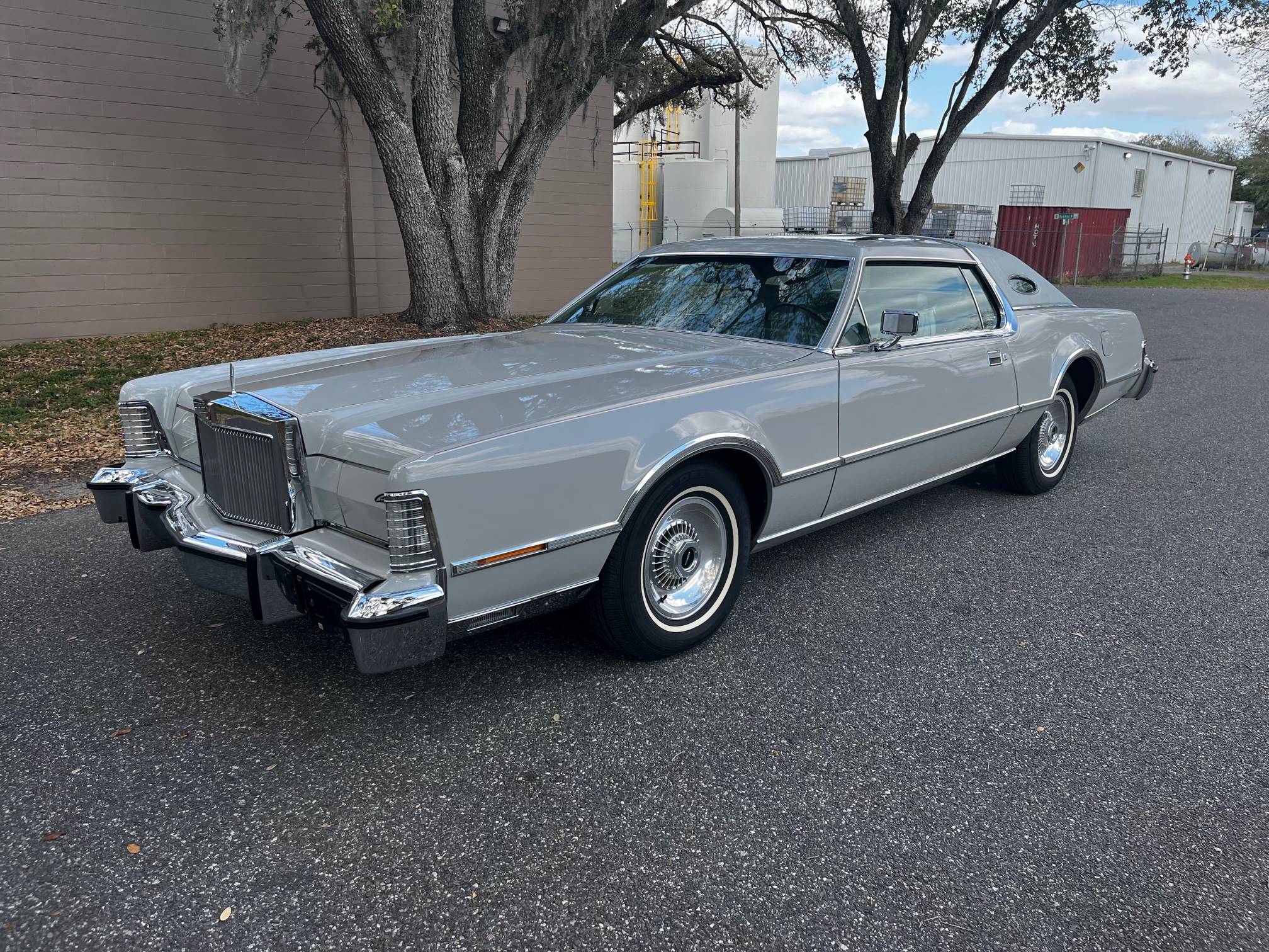 1976 Lincoln Continental Mark IV Coupe.Genuine | Proxibid