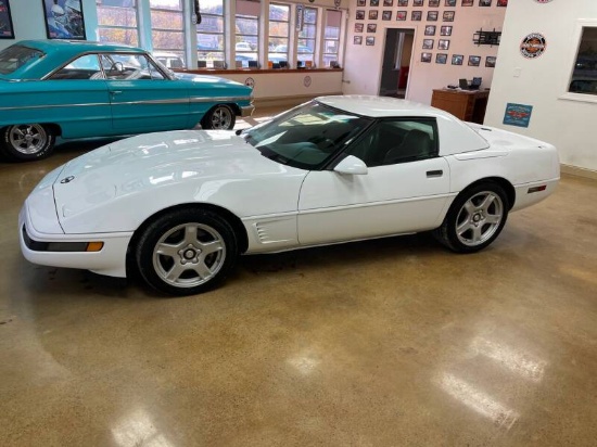 1995 Chevrolet Corvette Hard Top Convertible.Rare hard top convertible.Remo