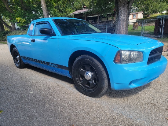 2007 Dodge Charger Truck. This is a former police car. SMYTH pick up truck