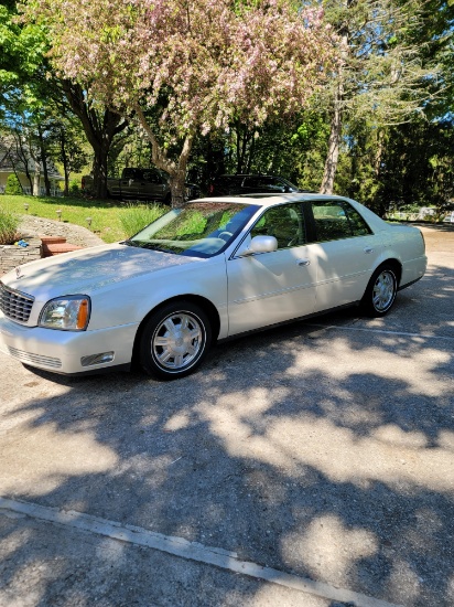 2003 Cadillac Deville 4 Dr Sedan. Believed to be 59,000 miles (title reads