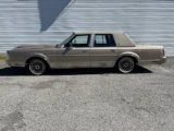 1988 Lincoln Town Car Sedan.Garage kept.55,000 original miles. NO RESERVE