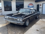 1964 Chevrolet Impala Super Sport Convertible. Upgraded 350 V8 Crate Motor.