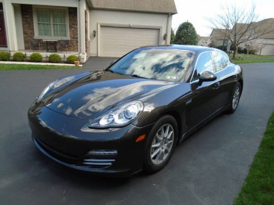 2010 Porsche Panamera Sedan. 4.8L V8. All Wheel Drive. Only 93K Original Mi
