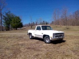 1984 Chevrolet C10 2WD Truck.Automatic transmission, 350 engine.Frame on re