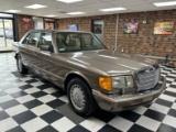 1989 Mercedes-Benz 420 SEL Sedan. Automatic. Power Steering, windows and br