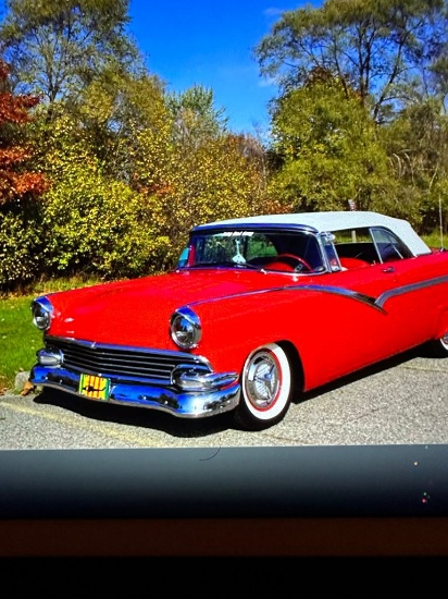 1956 Ford Sunliner