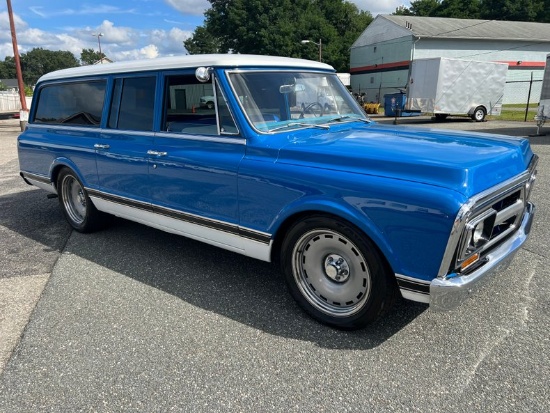 1971 GMC Suburban