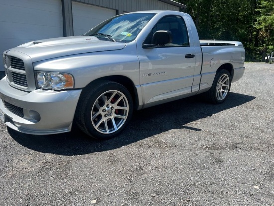 2004 Dodge SRT 10