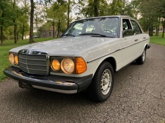 1985 Mercedes-Benz 300
