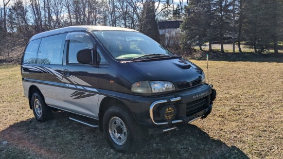 1997 Mitsubishi Delica