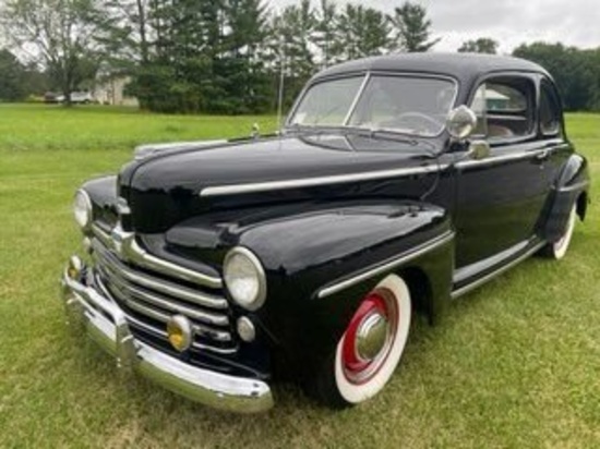 1948 Ford Super Deluxe