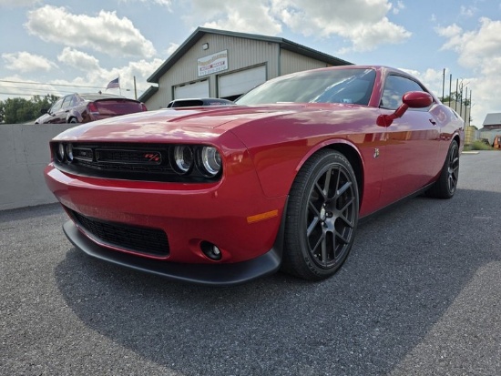 2016 Dodge Challenger 392 Hemi Scat Pack Shaker