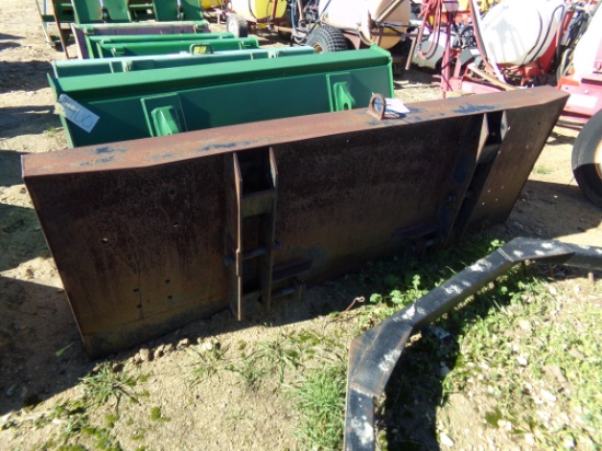 Loader Bucket - adjustable pins