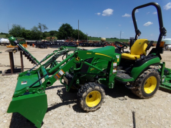 LIKE NEW Compact Tractor w/ Loader/Bucket