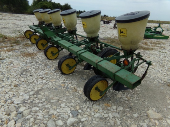 6 row Planter