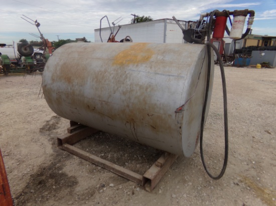 500 gallon Storage Fuel Tank w/ pump