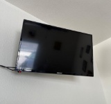 Element TV 36in with TV Brackets mount