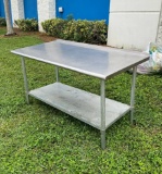 60x30x33 in Stainless Steal table