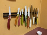 Knife and Magnetic Knife Holder