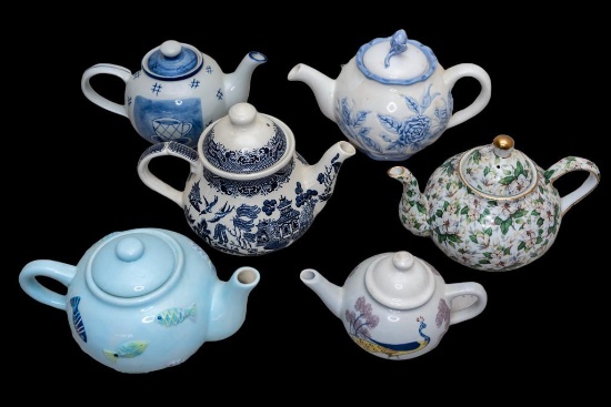 Churchill Staffordshire, formalities, PS, Christmas, Blue and White Teapots