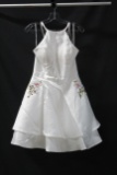 Alyce Paris White Cocktail Dress With Floral Applique Size: 10