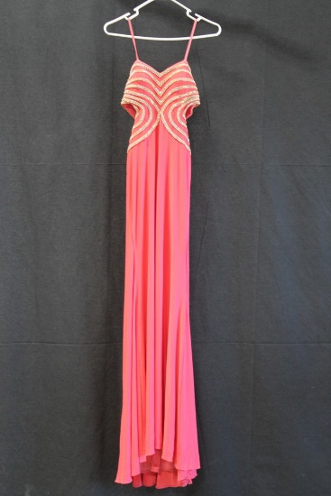 Faviana Coral Jeweled Gown Size: 2