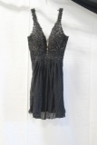 Faviana Black Lace Sleeveless Cocktail Dress Size: 12