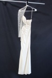Night Moves White One-Shoulder Dress Size: 2