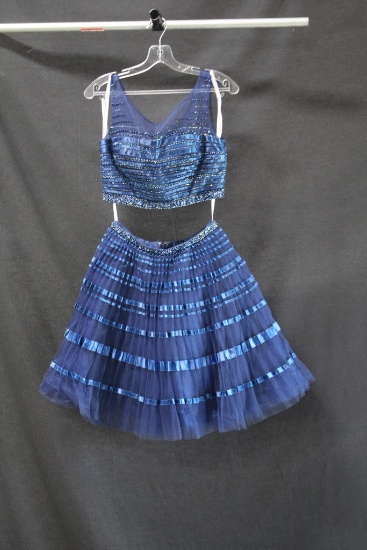 Tony Bowls Blue Two-Piece with Tulle Skirt Size: 6, Roxcii Mint Green Cockt