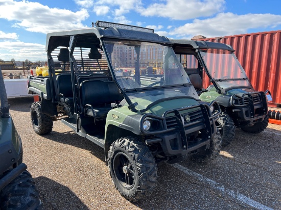 2016 John Deere 825i Gator