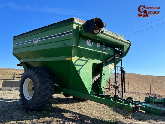 J & M 750-14 Grain Cart