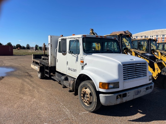 1999 International 4700 Truck