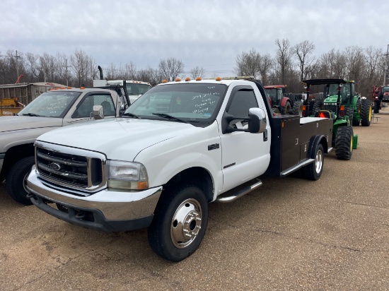 2000 Ford F450 Truck