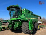 2012 John Deere S670 Combine