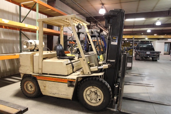 KALMAR FORK LIFT TRUCK, LPG ENGINE