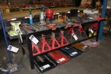 LOT WORKTABLE AND VISE