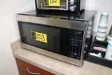 GENERAL ELECTRIC MICROWAVE OVEN